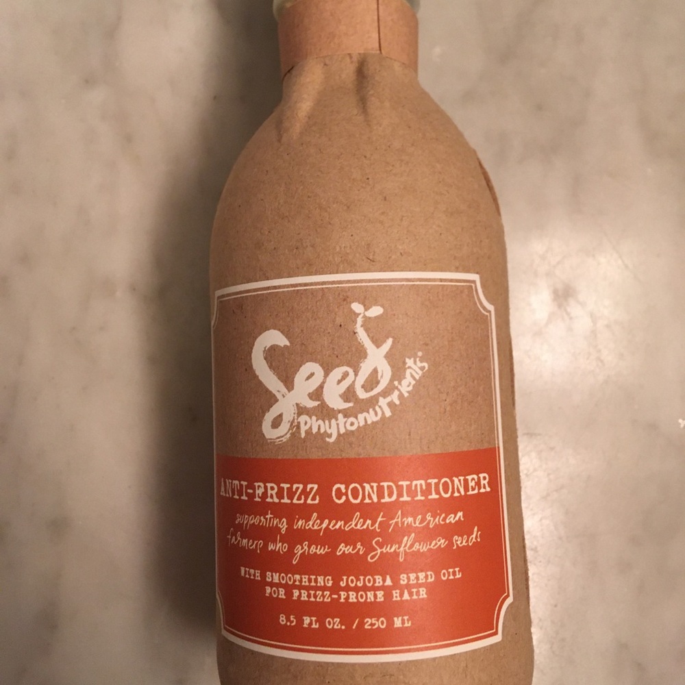 New seed anti frizz conditioner 250 ml